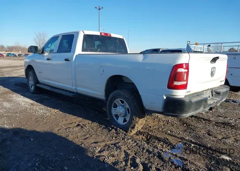 2020 Ram 2500 Tradesman 4X4 8' Box z USA, uszkodzony, nr VIN 3C6UR5HJ5LG201515